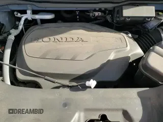 ✅ 2022 Honda Passport TrailSport • VIN: 5FNYF8H62NB025483 • Lot: 89825195. Wystawiony na Copart z przebiegiem 30 374 mil. Bezpłatny archiwum sprzedaży aukcyjnych z USA i szczegółowy raport historii pojazdu na DreamBid. Zdjęcie 15.