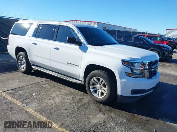 ✅ 2016 Chevrolet Suburban LS • VIN: 1GNSCGEC3GR418948 • Lot: 43973564. Wystawiony na IAAI z przebiegiem 114 375 mil. Bezpłatny archiwum sprzedaży aukcyjnych z USA i szczegółowy raport historii pojazdu na DreamBid. Zdjęcie 1.