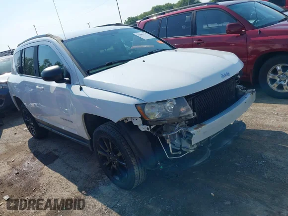 ✅ 2013 Jeep Compass Latitude • VIN: 1C4NJDEB6DD236302 • Lot: 45483119. Wystawiony na IAAI z przebiegiem 107 760 mil. Bezpłatny archiwum sprzedaży aukcyjnych z USA i szczegółowy raport historii pojazdu na DreamBid. Zdjęcie 1.