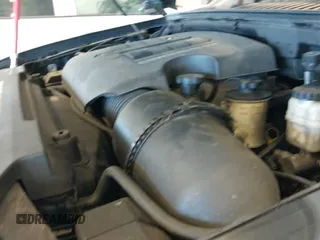 ✅ 2004 Lincoln Navigator Luxury • VIN: 5LMFU28R24LJ32994 • Lot: 41264240. Listed on IAAI with 210,421 mi. Free auction sales archive from the USA and detailed vehicle history report at DreamBid. Image 21.