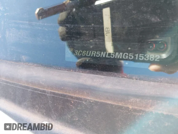 ✅ 2021 Ram 2500 Laramie • VIN: 3C6UR5NL5MG515382 • Lot: 41735822. Wystawiony na IAAI z przebiegiem 65 613 mil. Bezpłatny archiwum sprzedaży aukcyjnych z USA i szczegółowy raport historii pojazdu na DreamBid. Zdjęcie 9.