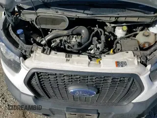 ✅ 2021 Ford Transit Cargo • VIN: 1FTBR1C87MKA04711 • Lot: 90314105. Wystawiony na Copart z przebiegiem 122 313 mil. Bezpłatny archiwum sprzedaży aukcyjnych z USA i szczegółowy raport historii pojazdu na DreamBid. Zdjęcie 15.