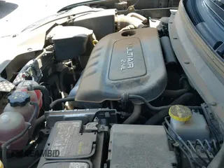 ✅ 2019 Jeep Cherokee Latitude Plus • VIN: 1C4PJLLB6KD226341 • Lot: 42767582. Listed on IAAI with 87,734 mi. Free auction sales archive from the USA and detailed vehicle history report at DreamBid. Image 18.