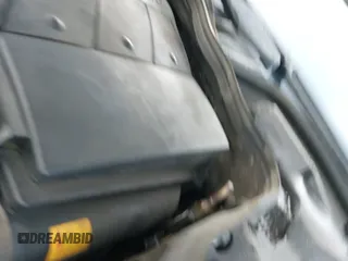 ✅ 2005 Mercedes-Benz E 320 • VIN: WDBUF65J95A714147 • Lot: 43611578. Wystawiony na IAAI z przebiegiem 231 946 mil. Bezpłatny archiwum sprzedaży aukcyjnych z USA i szczegółowy raport historii pojazdu na DreamBid. Zdjęcie 12.