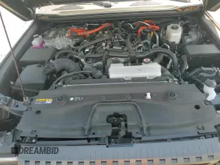 ✅ 2024 Toyota Land Cruiser • VIN: JTEABFAJ7RK010563 • Lot: 71545225. Wystawiony na Copart z przebiegiem 24 900 mil. Bezpłatny archiwum sprzedaży aukcyjnych z USA i szczegółowy raport historii pojazdu na DreamBid. Zdjęcie 16.