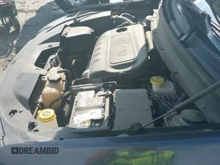 ✅ 2020 Jeep Cherokee Latitude Plus • VIN: 1C4PJLLB4LD568694 • Lot: 42675502. Wystawiony na IAAI z przebiegiem 54 304 mil. Bezpłatny archiwum sprzedaży aukcyjnych z USA i szczegółowy raport historii pojazdu na DreamBid. Zdjęcie 19.