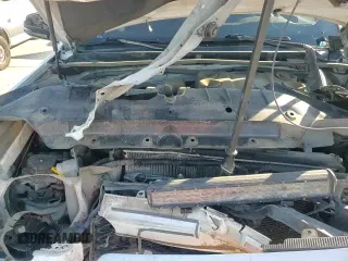 ✅ 2018 Toyota 4Runner SR5 Premium • VIN: JTEBU5JR1J5592032 • Лот: 82728895. Опубликован ранее на Copart с пробегом 104 185 миль. Бесплатный доступ к архиву аукционных продаж из США и подробный отчёт об истории автомобиля на DreamBid. Изображение 15.