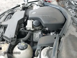 ✅ 2015 BMW 3 Series 328i xDrive • VIN: WBA3B5G55FNS18708 • Lot: 43297767. Wystawiony na IAAI z przebiegiem 107 159 mil. Bezpłatny archiwum sprzedaży aukcyjnych z USA i szczegółowy raport historii pojazdu na DreamBid. Zdjęcie 19.