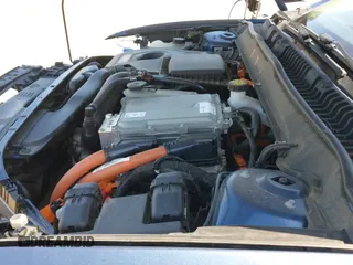 ✅ 2018 Ford Fusion Titanium • VIN: 3FA6P0SU6JR277829 • Lot: 42307192. Listed on IAAI with 77,495 mi. Free auction sales archive from the USA and detailed vehicle history report at DreamBid. Image 23.