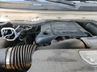 ✅ 2022 Jeep Wagoneer Series III • VIN: 1C4SJVDT6NS113258 • Lot: 90411045. Wystawiony na Copart z przebiegiem 67 324 mil. Bezpłatny archiwum sprzedaży aukcyjnych z USA i szczegółowy raport historii pojazdu na DreamBid. Zdjęcie 16.