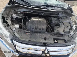 ✅ 2018 Mitsubishi Eclipse Cross SE • VIN: JA4AT5AA2JZ039678 • Лот: 84439295. Опубликован ранее на Copart с пробегом 47 179 миль. Бесплатный доступ к архиву аукционных продаж из США и подробный отчёт об истории автомобиля на DreamBid. Изображение 14.