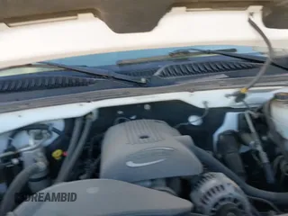 ✅ 2005 Chevrolet Silverado 2500HD LS • VIN: 1GCHK23U25F839031 • Lot: 41594750. Wystawiony na IAAI z przebiegiem 320 713 mil. Bezpłatny archiwum sprzedaży aukcyjnych z USA i szczegółowy raport historii pojazdu na DreamBid. Zdjęcie 19.