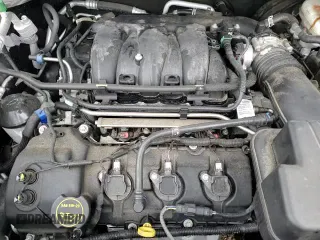 ✅ 2019 Ford Explorer XLT • VIN: 1FM5K8D88KGB03798 • Lot: 87292625. Listed on Copart with 79,940 mi. Free auction sales archive from the USA and detailed vehicle history report at DreamBid. Image 16.