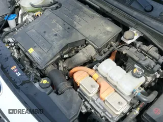 ✅ 2018 Kia Niro LX • VIN: KNDCB3LC2J5172145 • Lot: 42327419. Listed on IAAI with 191,963 mi. Free auction sales archive from the USA and detailed vehicle history report at DreamBid. Image 19.