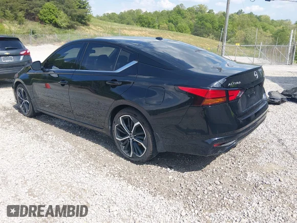 ✅ 2024 Nissan Altima SR • VIN: 1N4BL4CV6RN379610 • Lot: 44948705. Wystawiony na IAAI z przebiegiem 29 611 mil. Bezpłatny archiwum sprzedaży aukcyjnych z USA i szczegółowy raport historii pojazdu na DreamBid. Zdjęcie 3.