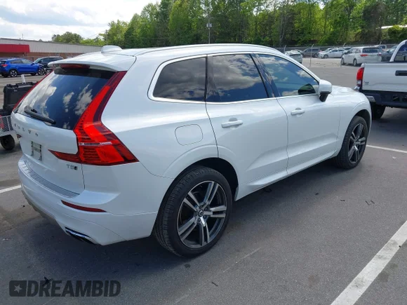 ✅ 2018 Volvo XC60 Momentum • VIN: YV4102RK1J1065646 • Lot: 44991767. Listed on IAAI with 118,226 mi. Free auction sales archive from the USA and detailed vehicle history report at DreamBid. Image 4.