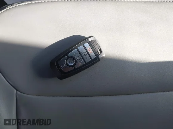 ✅ 2021 Ford Explorer XLT • VIN: 1FMSK8DH8MGB38251 • Лот: 43994818. Опубліковано раніше на IAAI з пробігом 85 785 миль. Безкоштовний доступ до архіву аукціонних продажів зі США та докладний звіт про історію автомобіля на DreamBid. Зображення 11.