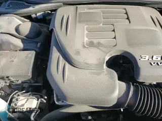 ✅ 2018 Dodge Challenger SXT Plus • VIN: 2C3CDZAG8JH229738 • Lot: 85895085. Wystawiony na Copart z przebiegiem 44 668 mil. Bezpłatny archiwum sprzedaży aukcyjnych z USA i szczegółowy raport historii pojazdu na DreamBid. Zdjęcie 13.