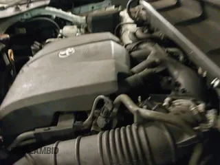 ✅ 2020 Toyota Highlander LE • VIN: 5TDZZRAHXLS503252 • Lot: 41577001. Wystawiony na IAAI z przebiegiem 193 800 mil. Bezpłatny archiwum sprzedaży aukcyjnych z USA i szczegółowy raport historii pojazdu na DreamBid. Zdjęcie 20.