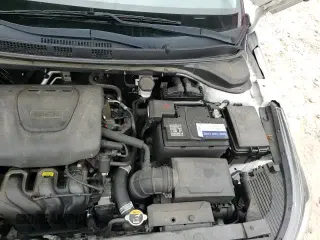 ✅ 2019 Hyundai Accent SE • VIN: 3KPC24A31KE069068 • Lot: 90132805. Listed on Copart with 100,524 mi. Free auction sales archive from the USA and detailed vehicle history report at DreamBid. Image 14.