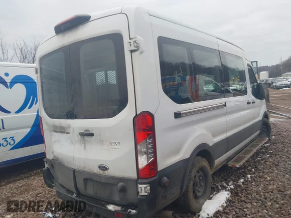 ✅ 2020 Ford Transit Passenger XL • VIN: 1FBAX2C87LKA89043 • Lot: 44543994. Wystawiony na IAAI z przebiegiem 57 979 mil. Bezpłatny archiwum sprzedaży aukcyjnych z USA i szczegółowy raport historii pojazdu na DreamBid. Zdjęcie 4.