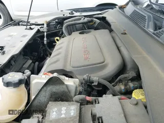 ✅ 2018 Jeep Compass Limited • VIN: 3C4NJDCB6JT199292 • Lot: 43076181. Listed on IAAI with 134,109 mi. Free auction sales archive from the USA and detailed vehicle history report at DreamBid. Image 19.