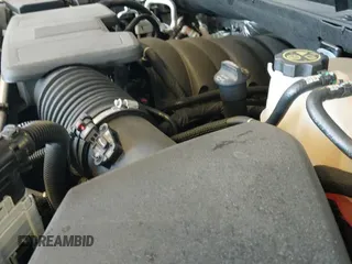 ✅ 2023 Chevrolet Tahoe High Country • VIN: 1GNSKTKL0PR533720 • Lot: 42179495. Wystawiony na IAAI z przebiegiem 12 884 mil. Bezpłatny archiwum sprzedaży aukcyjnych z USA i szczegółowy raport historii pojazdu na DreamBid. Zdjęcie 18.