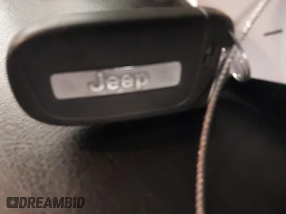 ✅ 2022 Jeep Renegade Limited • VIN: ZACNJDD17NPN67169 • Lot: 44163416. Wystawiony na IAAI z przebiegiem 52 194 mil. Bezpłatny archiwum sprzedaży aukcyjnych z USA i szczegółowy raport historii pojazdu na DreamBid. Zdjęcie 11.