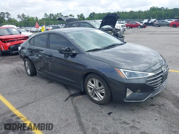 ✅ 2020 Hyundai Elantra Value Edition • VIN: 5NPD84LF4LH581009 • Lot: 45167984. Wystawiony na IAAI z przebiegiem 101 255 mil. Bezpłatny archiwum sprzedaży aukcyjnych z USA i szczegółowy raport historii pojazdu na DreamBid. Zdjęcie 1.