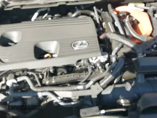 ✅ 2024 Lexus RX 350h • VIN: 2T2BBMCA5RC039812 • Lot: 41430348. Wystawiony na IAAI z przebiegiem 6 076 mil. Bezpłatny archiwum sprzedaży aukcyjnych z USA i szczegółowy raport historii pojazdu na DreamBid. Zdjęcie 21.