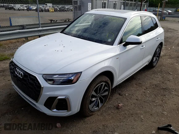 ✅ 2022 Audi Q5 S line Premium Plus • VIN: WA1EAAFY7N2055332 • Лот: 54882662. Опубліковано раніше на Copart з пробігом 4 334 миль. Безкоштовний доступ до архіву аукціонних продажів зі США та докладний звіт про історію автомобіля на DreamBid. Зображення 2.