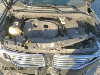 ✅ 2017 Lincoln MKC Premiere • VIN: 5LMCJ1C99HUL71715 • Lot: 89654485. Wystawiony na Copart z przebiegiem 122 308 mil. Bezpłatny archiwum sprzedaży aukcyjnych z USA i szczegółowy raport historii pojazdu na DreamBid. Zdjęcie 15.