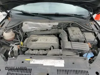 ✅ 2017 Volkswagen Tiguan Wolfsburg Edition • VIN: WVGSV7AX1HK004732 • Lot: 82695545. Listed on Copart with 85,656 mi. Free auction sales archive from the USA and detailed vehicle history report at DreamBid. Image 17.