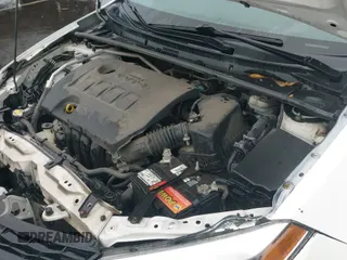 ✅ 2014 Toyota Corolla LE Premium • VIN: 5YFBURHE1EP148804 • Лот: 43361661. Опубликован ранее на IAAI с пробегом 143 984 миль. Бесплатный доступ к архиву аукционных продаж из США и подробный отчёт об истории автомобиля на DreamBid. Изображение 19.