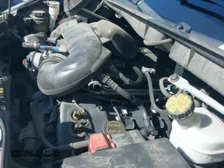 ✅ 2019 Ford Transit Passenger XL • VIN: 1FBAX2CMXKKA94605 • Lot: 42608464. Wystawiony na IAAI z przebiegiem 134 305 mil. Bezpłatny archiwum sprzedaży aukcyjnych z USA i szczegółowy raport historii pojazdu na DreamBid. Zdjęcie 18.