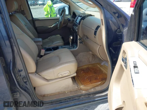 ✅ 2006 Nissan Pathfinder S • VIN: 5N1AR18UX6C678815 • Lot: 44624486. Wystawiony na IAAI z przebiegiem 229 935 mil. Bezpłatny archiwum sprzedaży aukcyjnych z USA i szczegółowy raport historii pojazdu na DreamBid. Zdjęcie 5.