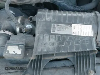 ✅ 2012 Chevrolet Express Cargo • VIN: 1GCZGTCAXC1180840 • Lot: 43242320. Wystawiony na IAAI z przebiegiem 399 391 mil. Bezpłatny archiwum sprzedaży aukcyjnych z USA i szczegółowy raport historii pojazdu na DreamBid. Zdjęcie 18.