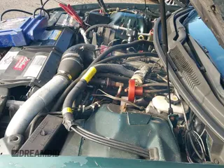 ✅ 1995 Chevrolet Camaro Z28 • VIN: 2G1FP22P3S2181990 • Лот: 43232260. Опубликован ранее на IAAI с пробегом 160 960 миль. Бесплатный доступ к архиву аукционных продаж из США и подробный отчёт об истории автомобиля на DreamBid. Изображение 19.