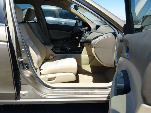 ✅ 2009 Honda Accord LX • VIN: 1HGCP25349A071007 • Lot: 45463056. Wystawiony na IAAI z przebiegiem 191 777 mil. Bezpłatny archiwum sprzedaży aukcyjnych z USA i szczegółowy raport historii pojazdu na DreamBid. Zdjęcie 5.