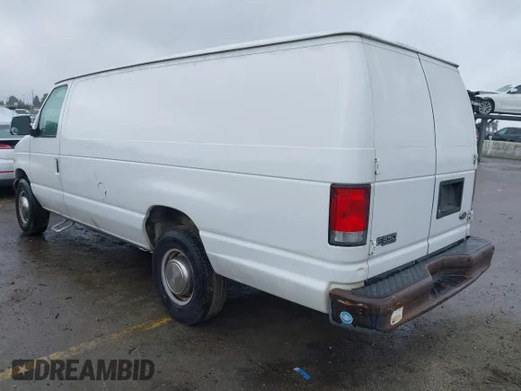 ✅ 2000 Ford E-350 • VIN: 1FTSS34S8YHB63783 • Lot: 41777646. Wystawiony na IAAI z przebiegiem 233 719 mil. Bezpłatny archiwum sprzedaży aukcyjnych z USA i szczegółowy raport historii pojazdu na DreamBid. Zdjęcie 3.