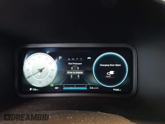 ✅ 2023 Hyundai Kona SEL • VIN: KM8K33AG1PU179306 • Lot: 44591563. Wystawiony na IAAI z przebiegiem 9 768 mil. Bezpłatny archiwum sprzedaży aukcyjnych z USA i szczegółowy raport historii pojazdu na DreamBid. Zdjęcie 7.