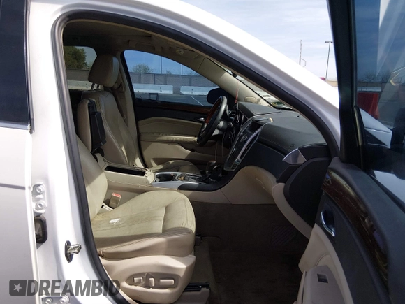 ✅ 2010 Cadillac SRX Luxury Collection • VIN: 3GYFNAEY1AS598023 • Lot: 44462503. Wystawiony na IAAI z przebiegiem 171 069 mil. Bezpłatny archiwum sprzedaży aukcyjnych z USA i szczegółowy raport historii pojazdu na DreamBid. Zdjęcie 5.