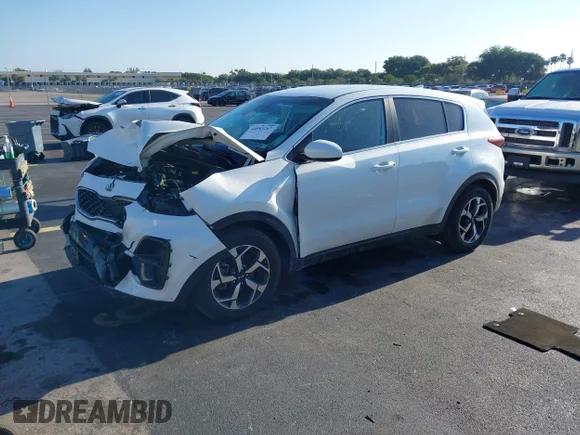 ✅ 2022 Kia Sportage LX • VIN: KNDPM3AC6N7026811 • Lot: 44953267. Wystawiony na IAAI z przebiegiem 45 797 mil. Bezpłatny archiwum sprzedaży aukcyjnych z USA i szczegółowy raport historii pojazdu na DreamBid. Zdjęcie 2.