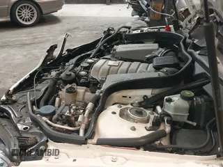 ✅ 2010 Mercedes-Benz E 63 AMG • VIN: WDDHF7HB4AA108297 • Lot: 42123458. Listed on IAAI with 109,074 mi. Free auction sales archive from the USA and detailed vehicle history report at DreamBid. Image 21.