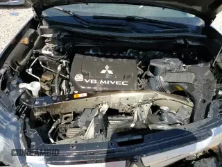 ✅ 2017 Mitsubishi Outlander GT • VIN: JA4JZ4AX3HZ056674 • Лот: 63619945. Опубликован ранее на Copart с пробегом 75 198 миль. Бесплатный доступ к архиву аукционных продаж из США и подробный отчёт об истории автомобиля на DreamBid. Изображение 15.