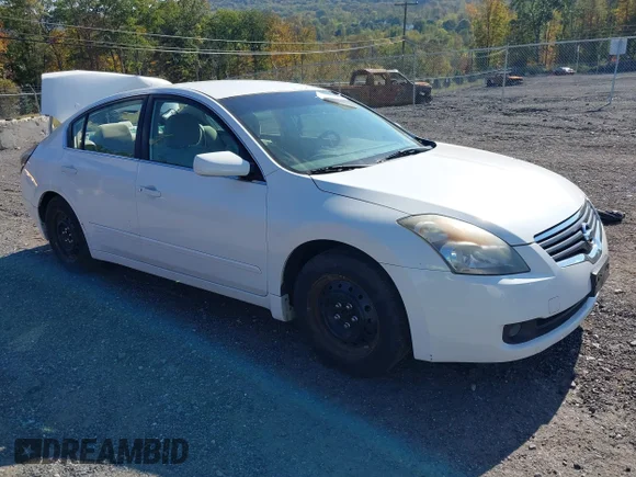 ✅ 2009 Nissan Altima S • VIN: 1N4AL21E29N483806 • Lot: 43374983. Listed on IAAI with 63,646 mi. Free auction sales archive from the USA and detailed vehicle history report at DreamBid. Image 1.