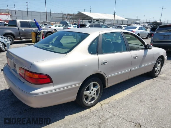 ✅ 1999 Toyota Avalon XL • VIN: 4T1BF18B9XU331161 • Lot: 42312911. Wystawiony na IAAI z przebiegiem 228 619 mil. Bezpłatny archiwum sprzedaży aukcyjnych z USA i szczegółowy raport historii pojazdu na DreamBid. Zdjęcie 4.