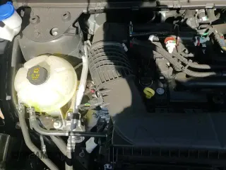 ✅ 2025 Ford Maverick XLT • VIN: 3FTTW8JA2SRA81863 • Лот: 84548655. Опубликован ранее на Copart с пробегом 793 миль. Бесплатный доступ к архиву аукционных продаж из США и подробный отчёт об истории автомобиля на DreamBid. Изображение 13.