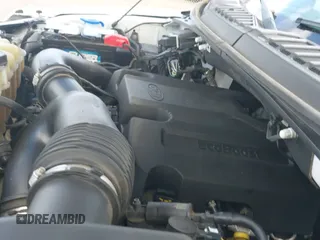 ✅ 2019 Ford F-150 XL • VIN: 1FTEX1C48KKD51946 • Lot: 42510918. Wystawiony na IAAI z przebiegiem 68 996 mil. Bezpłatny archiwum sprzedaży aukcyjnych z USA i szczegółowy raport historii pojazdu na DreamBid. Zdjęcie 19.