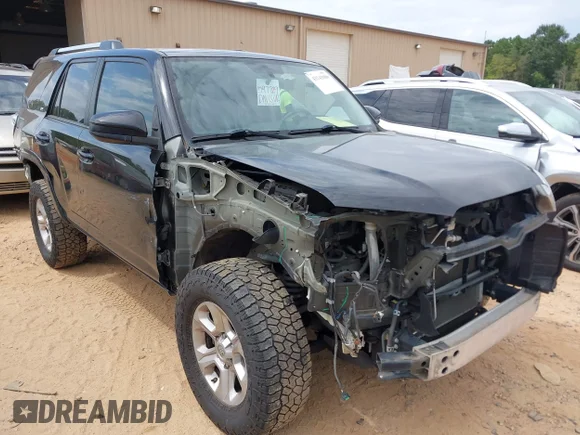 ✅ 2019 Toyota 4Runner SR5 • VIN: JTEBU5JR0K5632098 • Lot: 43143080. Wystawiony na IAAI z przebiegiem 189 935 mil. Bezpłatny archiwum sprzedaży aukcyjnych z USA i szczegółowy raport historii pojazdu na DreamBid. Zdjęcie 1.